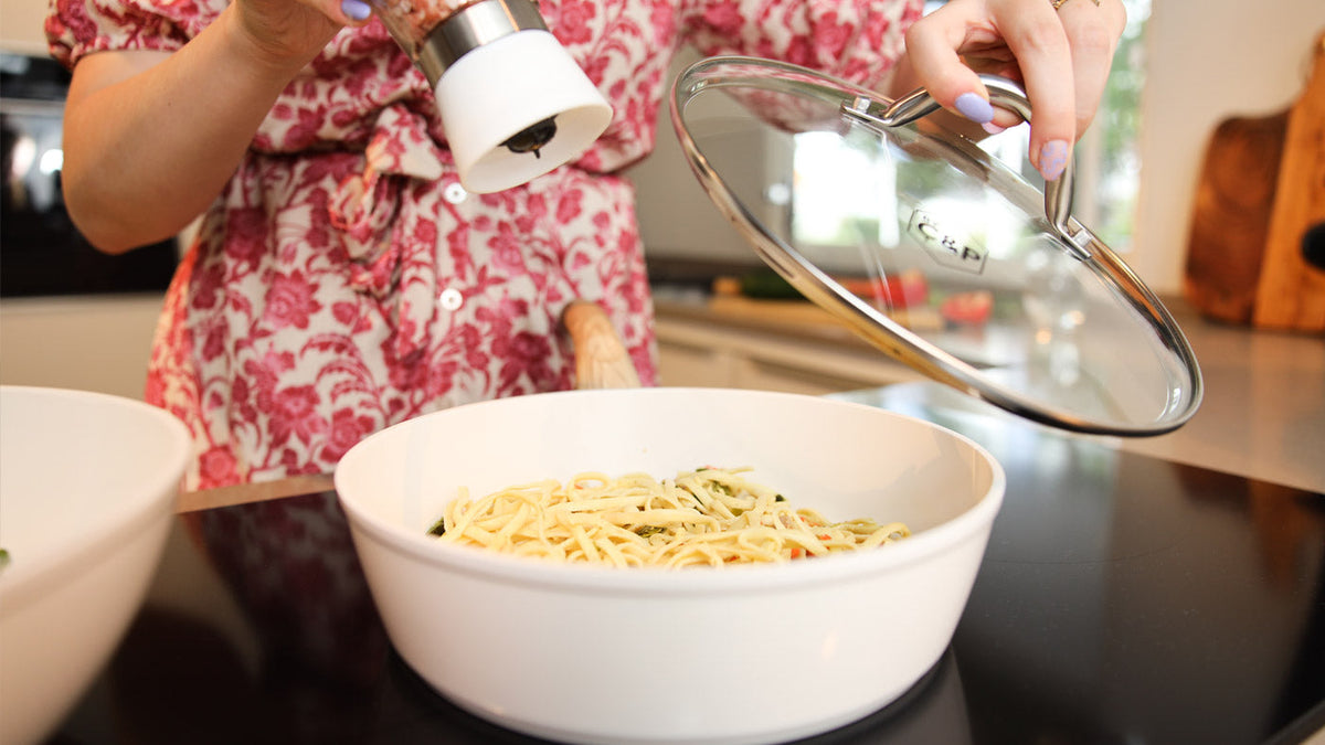 De sauteerpan: de veelzijdigste pan die de meeste mensen niet kennen