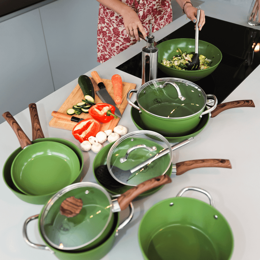 Go Green Saucepan with lid 18 cm