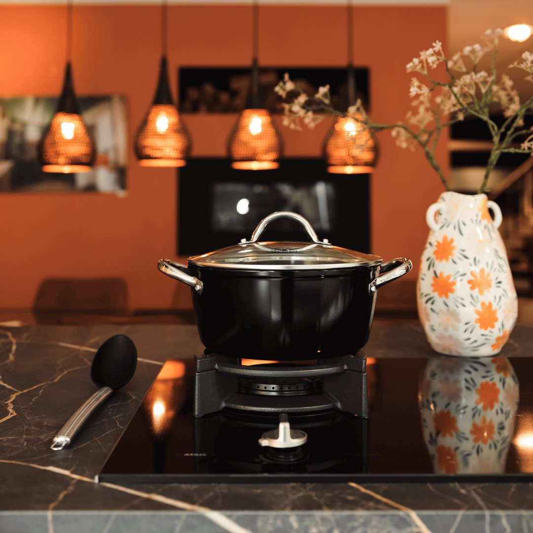 Signature Cooking pot with lid 22 cm