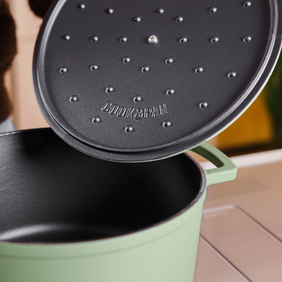 Nadia Loves C&P Gusseiserner Bräter 24 cm - 4 Liter