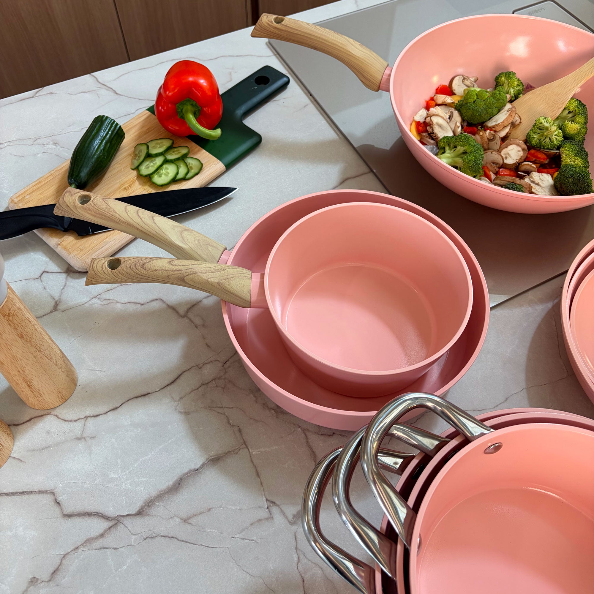 Blush Cookware set 9-piece