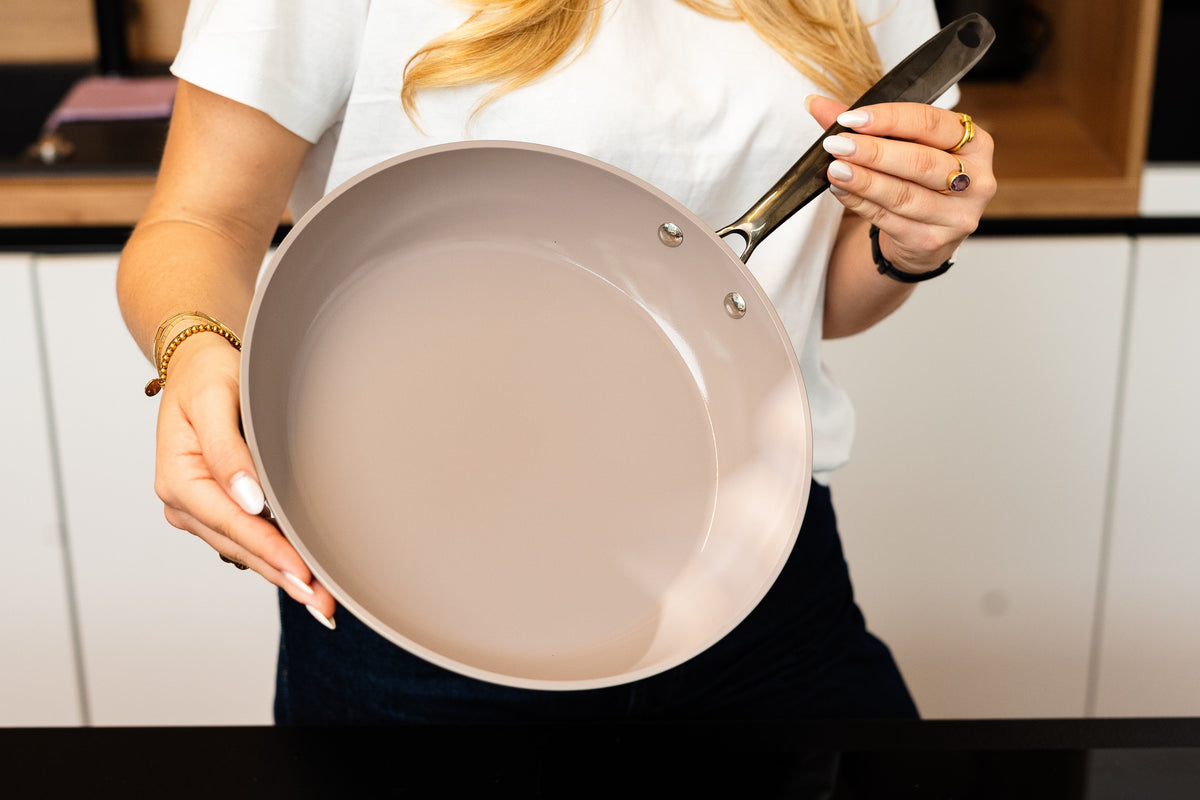 Kapotte pan weggooien of upcyclen met Cook & Pan