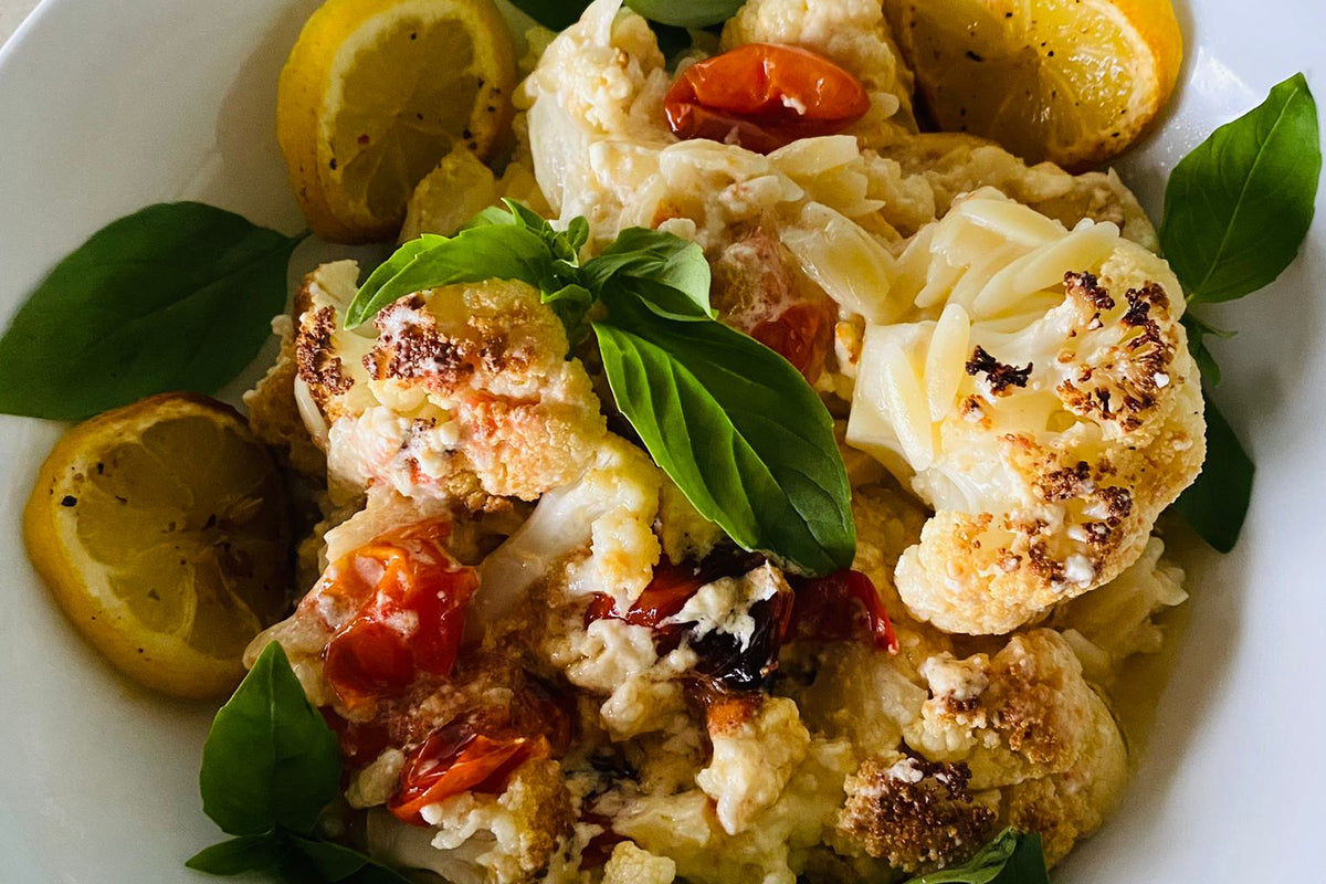 Verfrissend, fruitig en Vega: Pasta met Feta, Bloemkool en Citroen! Gerechten Blog Recept Hoe maak je Ovengerecht 