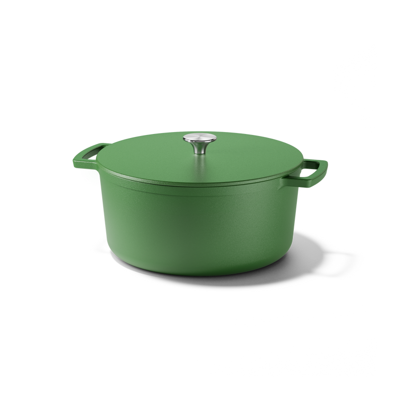 Go Green cast iron braiser 20 cm in green with lid and handles