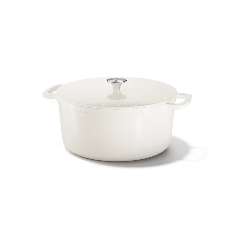 Go Ivory cast iron braising pan 20 cm with lid and two handles in cream white