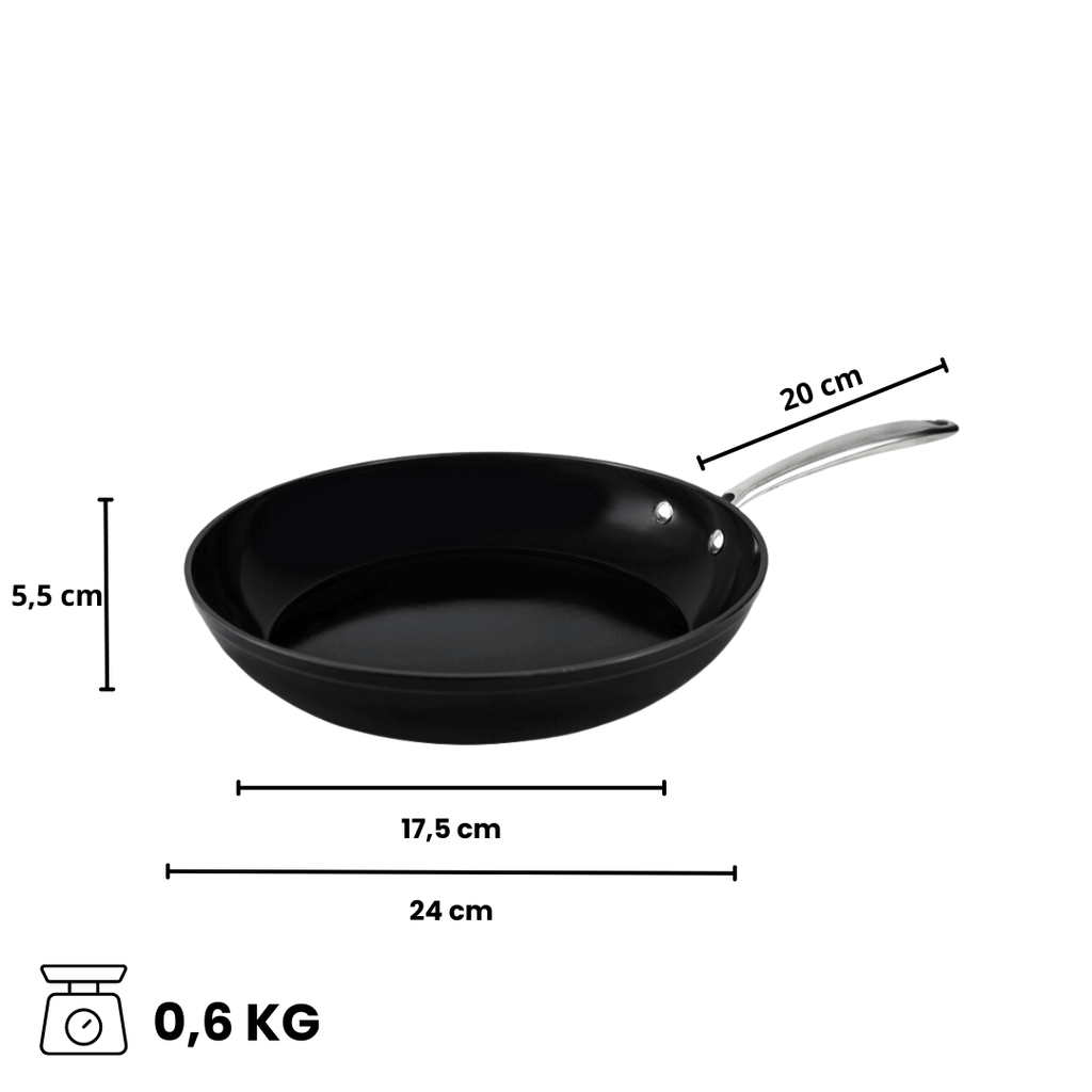 Afmetingen van een zwarte koekenpan van 24 cm | Signature By C&P