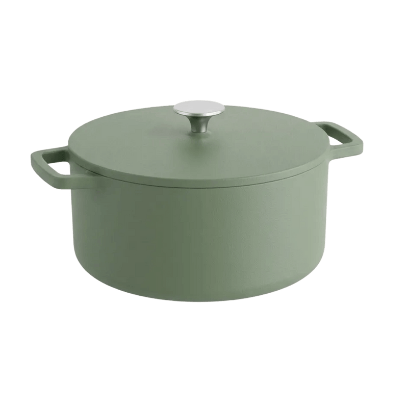 Nadia Loves C&amp;P Cast Iron Dutch Oven 24 cm - 4 liters