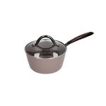 Taupekleurige steelpan van 18 cm met zwarte handgreep en glazen deksel met stoomgaatje.