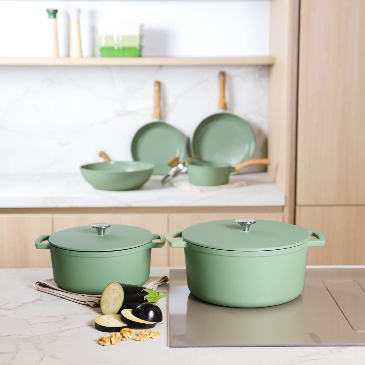 Nadia Loves C&P Gusseiserner Bräter 24 cm - 4 Liter