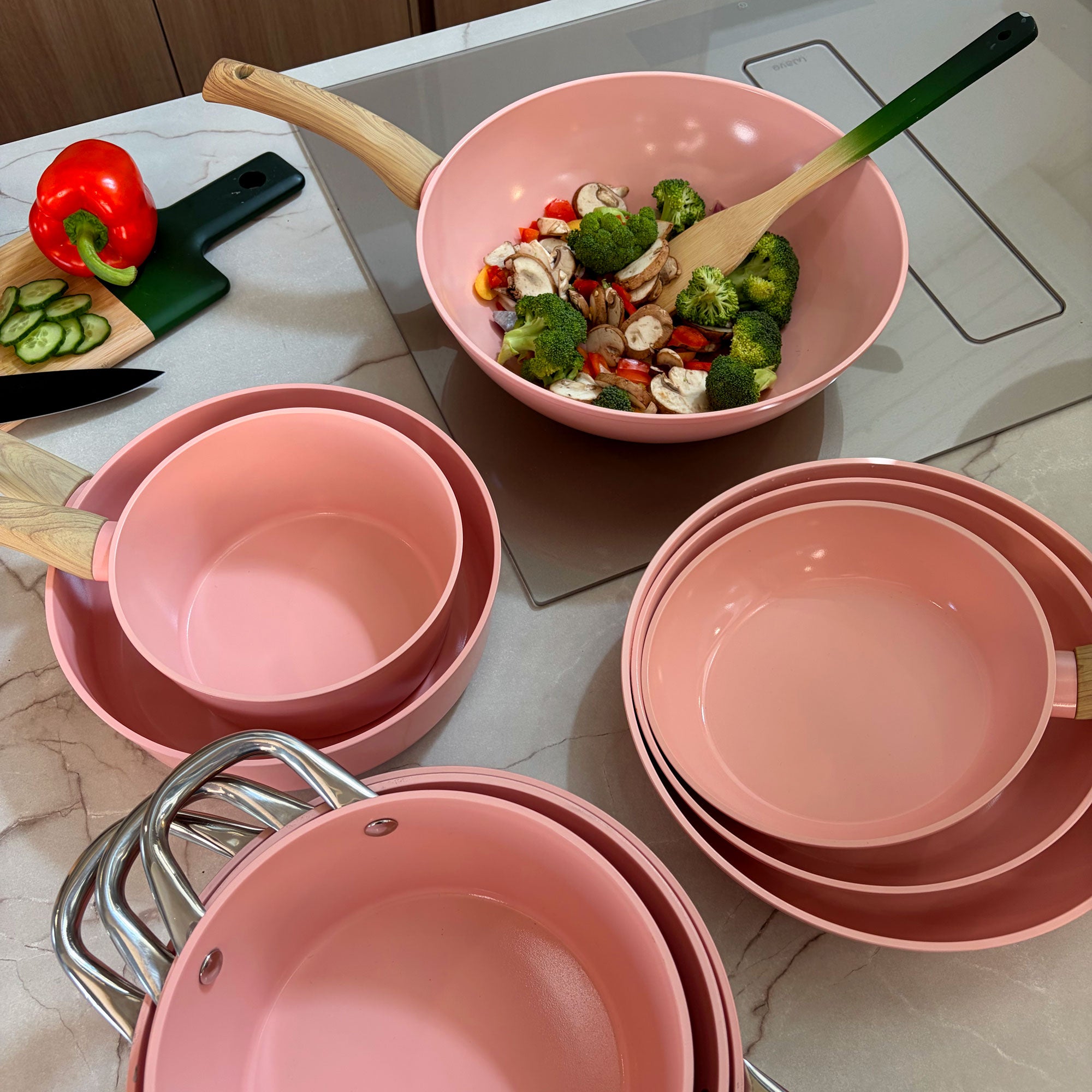 Blush Cookware set 9-piece