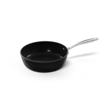 Schwarzer stielkochtopf 28 cm mit langem Edelstahlgriff und Antihaftbeschichtung.