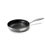 Honey koekenpan 28 cm met keramische antiaanbaklaag en zilverkleurig aluminium lichaam, zwarte greep.