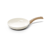 28 cm frying pan with ivory-colored ceramic interior and wooden handle.