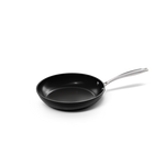 Black non-stick frying pan with rounded bottom and silver-colored handle, 20 cm.