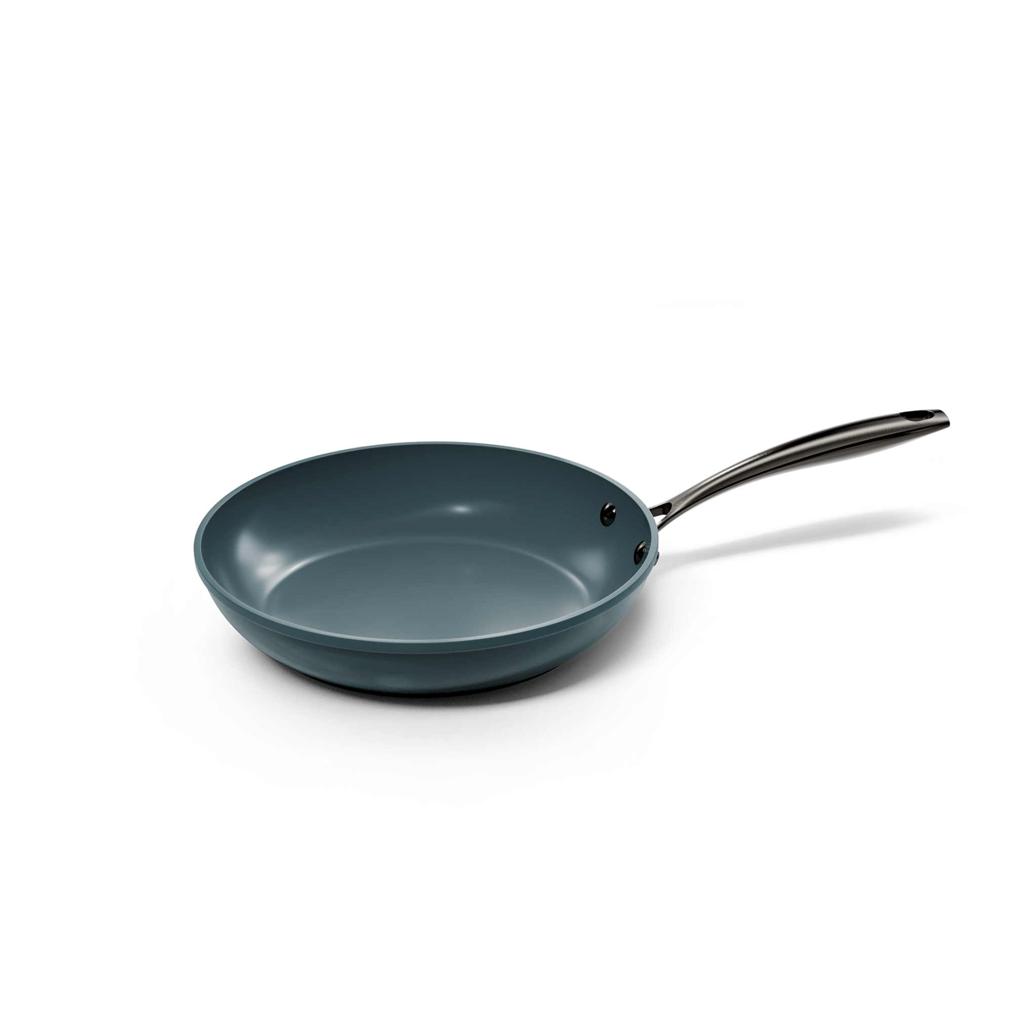 Black frying pan 24 cm with metal handle and smooth interior.