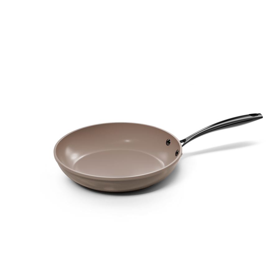 Taupefarbene Pfanne von 24 cm mit Antihaftbeschichtung und schwarzem Griff.