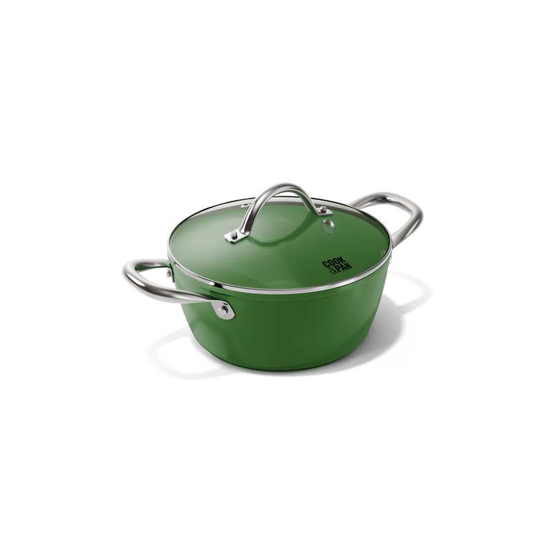 Casserole vert foncé avec couvercle en verre, poignées en acier inoxydable, diamètre 22 cm.