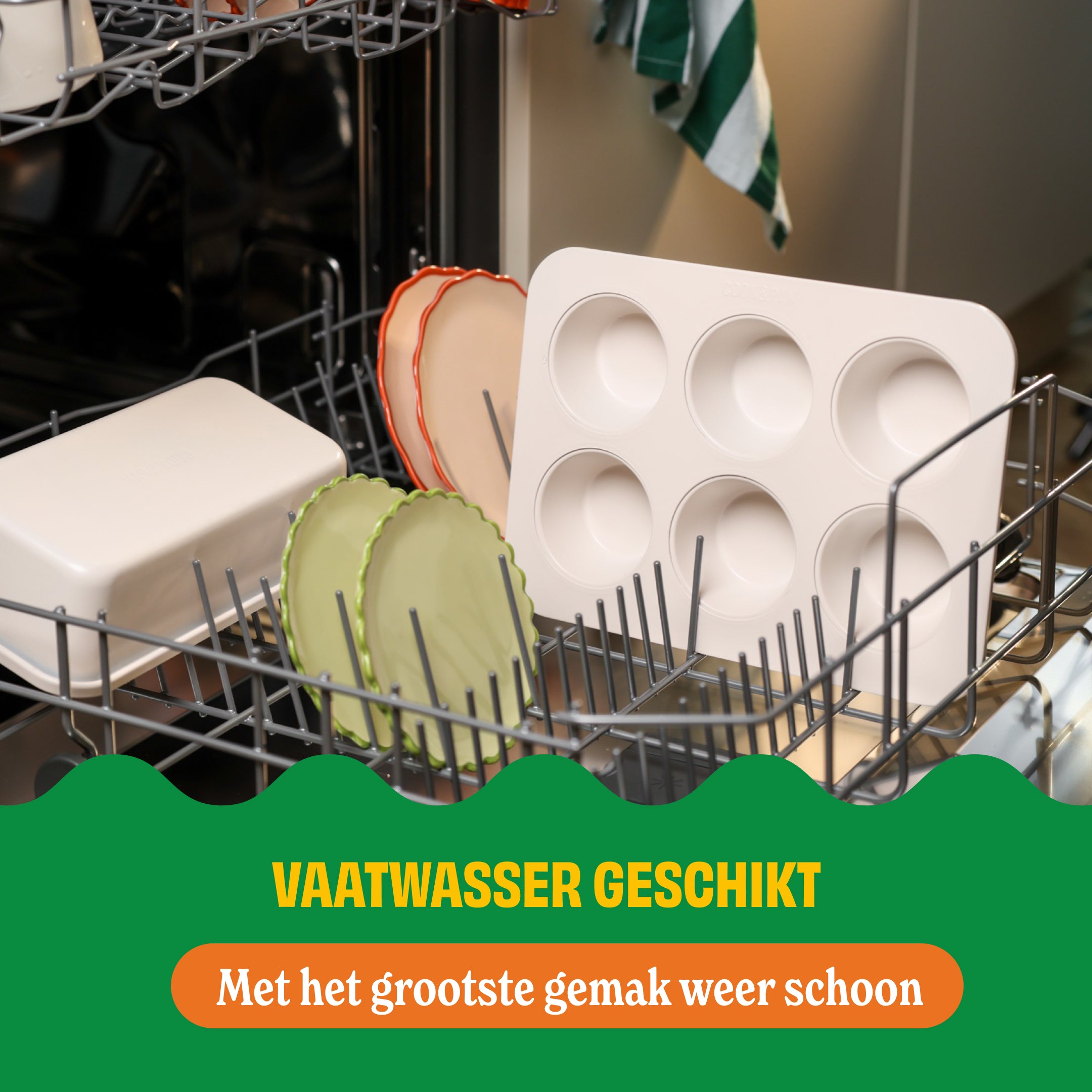 Go Ivory 10-delig bakset vaatwasserbestendig in vaatwasmand met siliconen vormen en accessoires