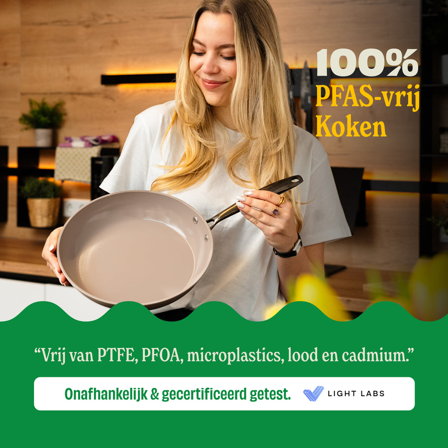 Cuisinez sans PFAS avec une poêle Taupe of Mind à revêtement antiadhésif céramique