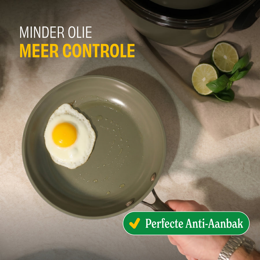 Œuf au plat dans une poêle Taupe of Mind avec revêtement antiadhésif céramique, pas besoin d’huile pour une cuisson parfaite