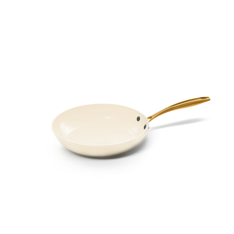 Vanilla koekenpan van 20 cm met crèmekleurige keramische antiaanbaklaag en gouden greep.